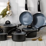 Cookware & Bakeware