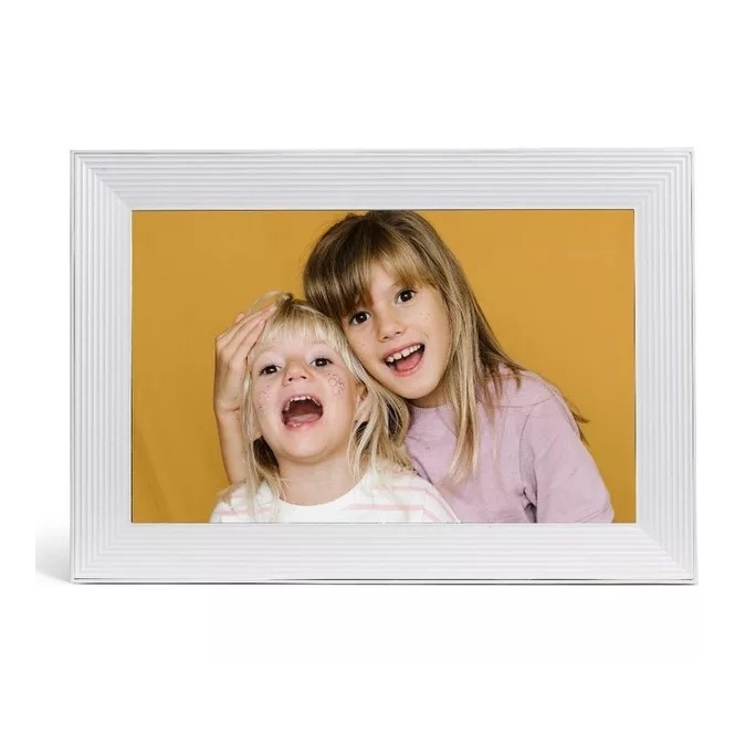 Aura Frames 10.1